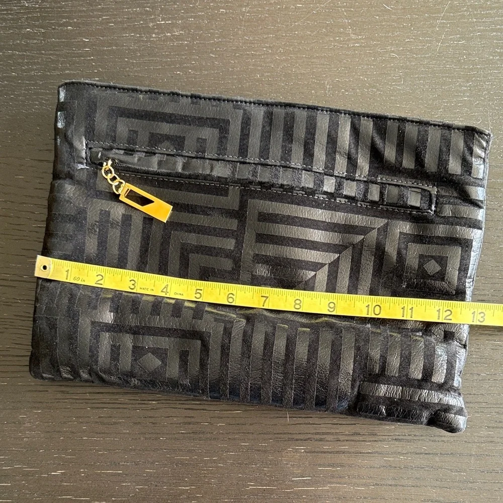 Bags by Pinky Black and Gold Geometric Cosmetic Case